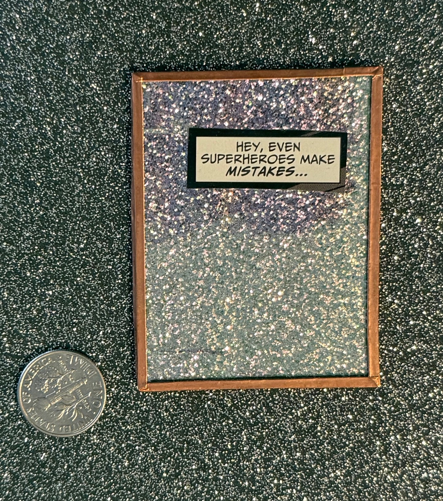 Silver-pink glitter "superheroes" magnet